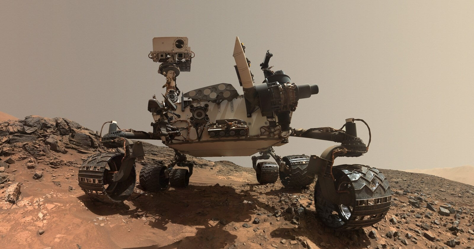 Curiosity gezgini (Mars Yüzeyinde)