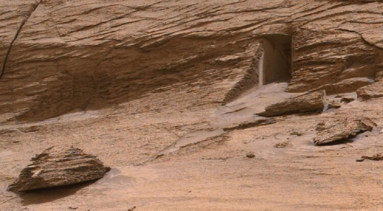 Mars'tan Gelen Resimdeki Gizem Görenleri Şok Etti!