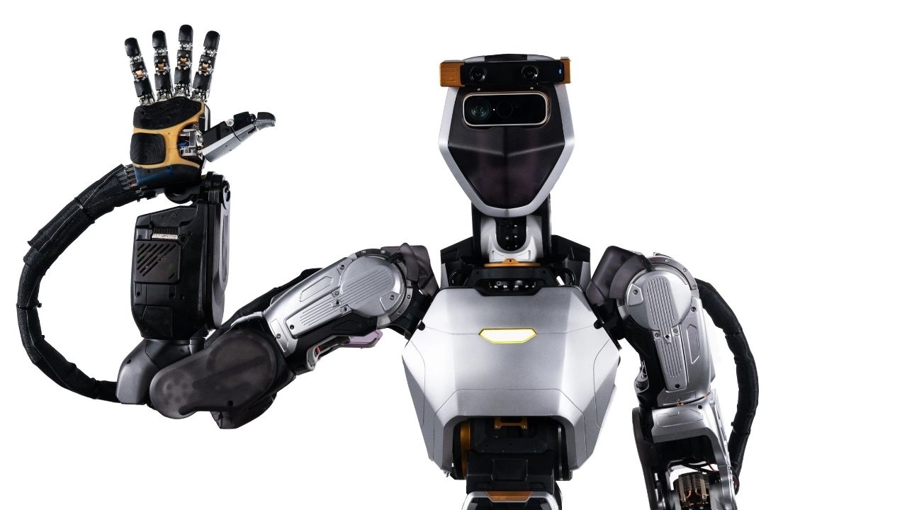 Sanctuary-AI,-7.-nesil-Phoenix-robotunu-tanıttı