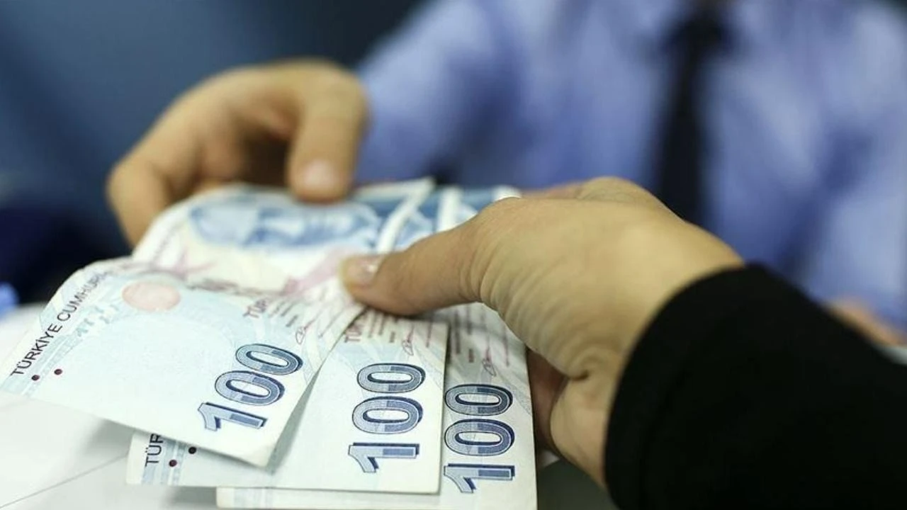 250 bin TL’nin 32 günlük faiz getirisi uçtu! İşte banka banka faiz oranları