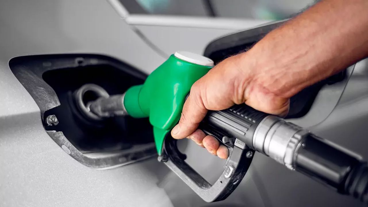 Akaryakıt Fiyatlarında Yeni Gelişme: Benzine İndirim Geliyor!